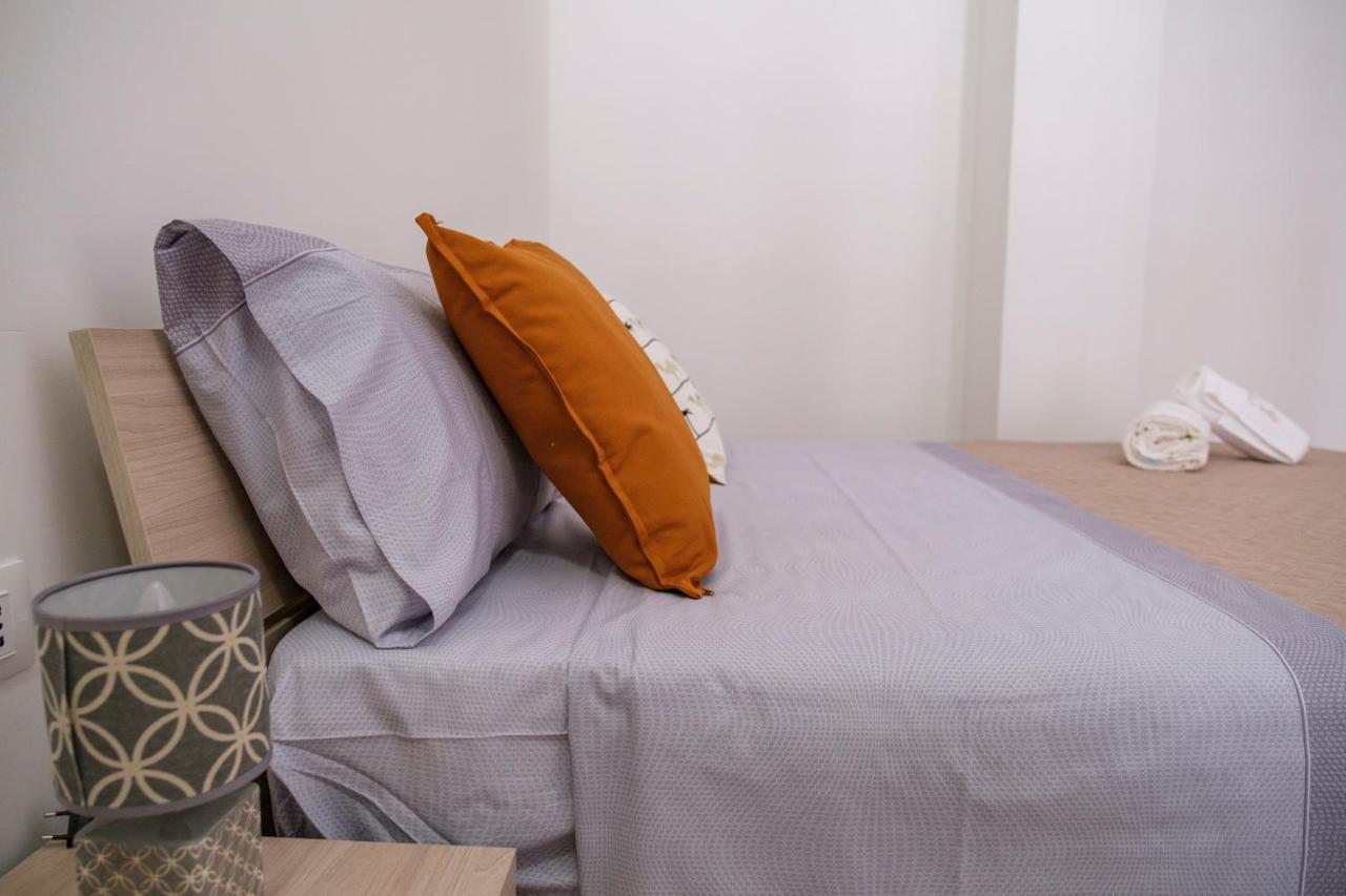 La Petite Erika Apartamento Avola Exterior foto