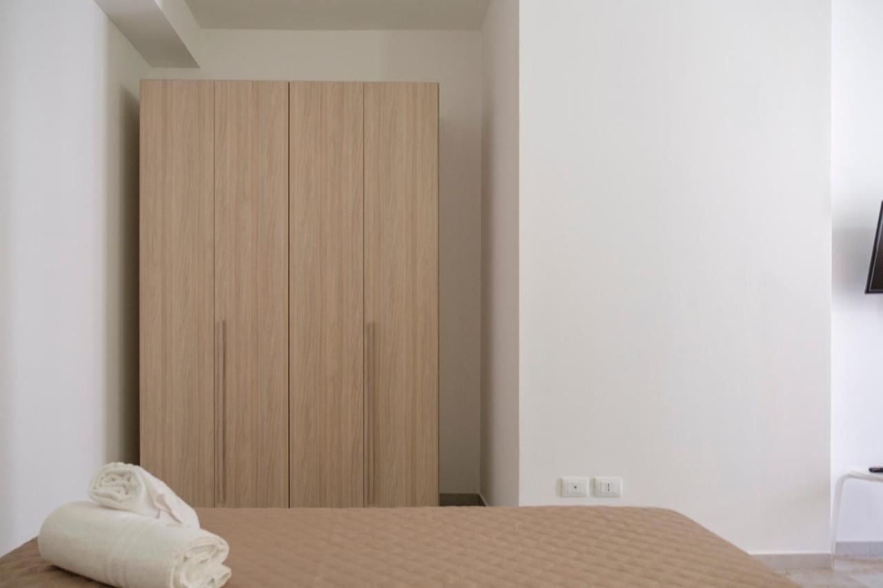 La Petite Erika Apartamento Avola Exterior foto