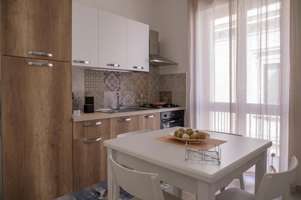 La Petite Erika Apartamento Avola Exterior foto
