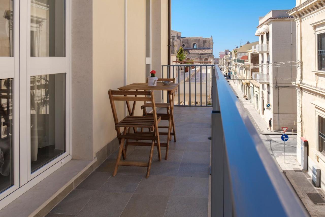 La Petite Erika Apartamento Avola Exterior foto