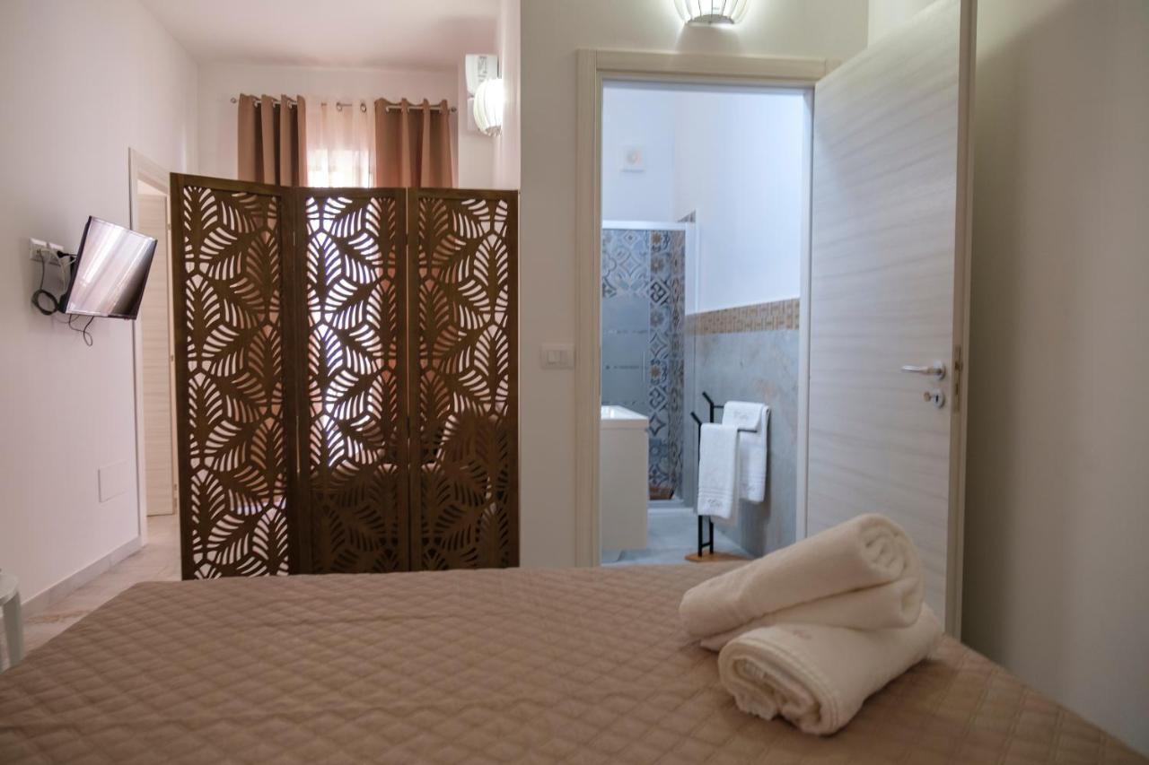 La Petite Erika Apartamento Avola Exterior foto